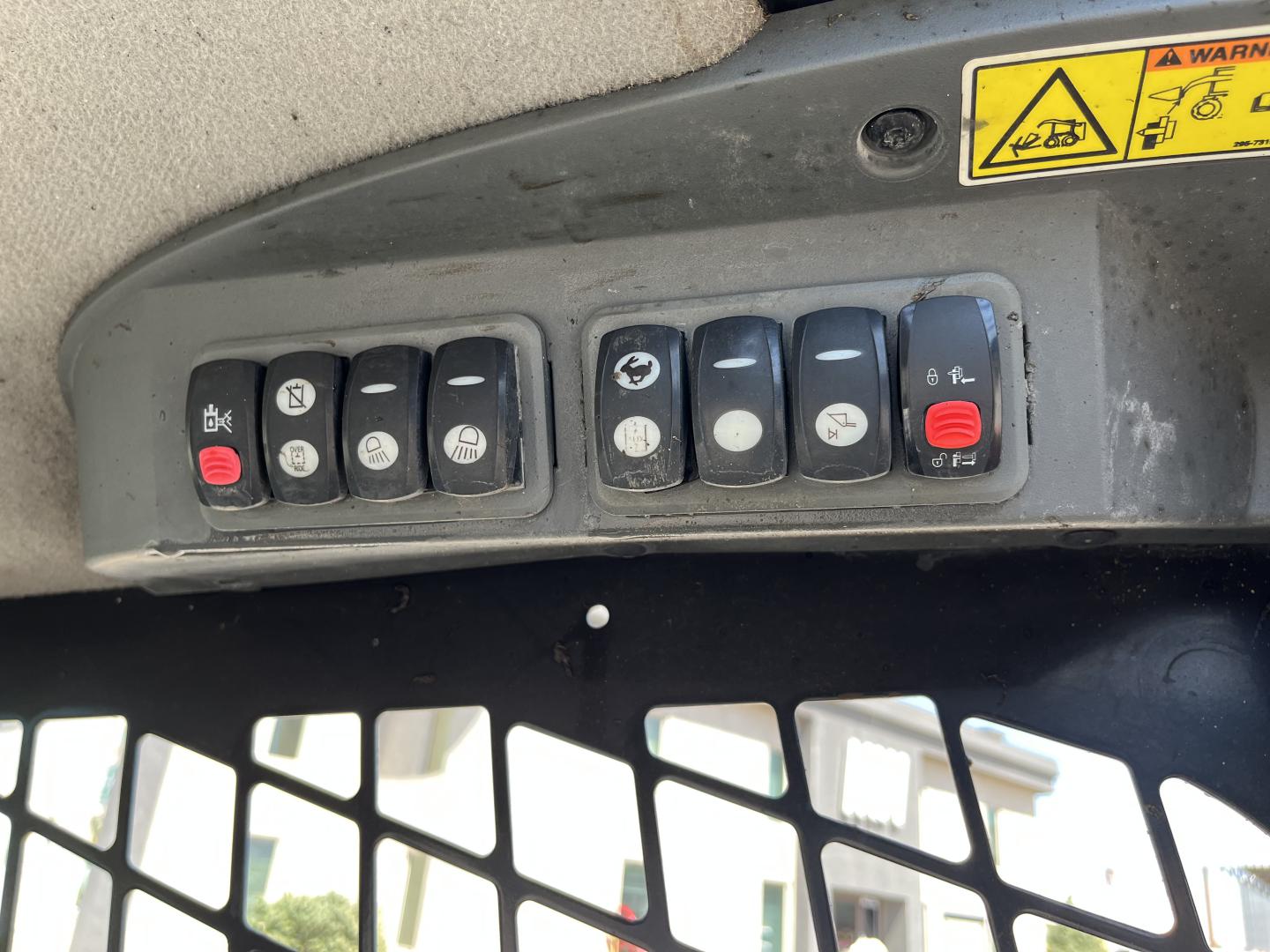 ./imagenes/INVOICE/2019/16920/MINICARGADOR CATERPILLAR 262C2 (13).JPG